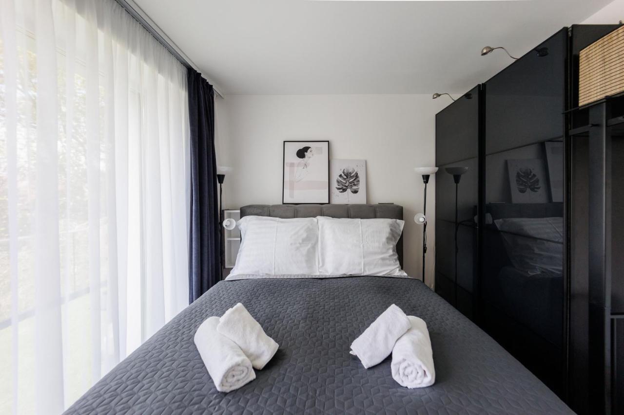 Villa Bauhaus Penthouse Wellness Apartman Siófok Eksteriør billede