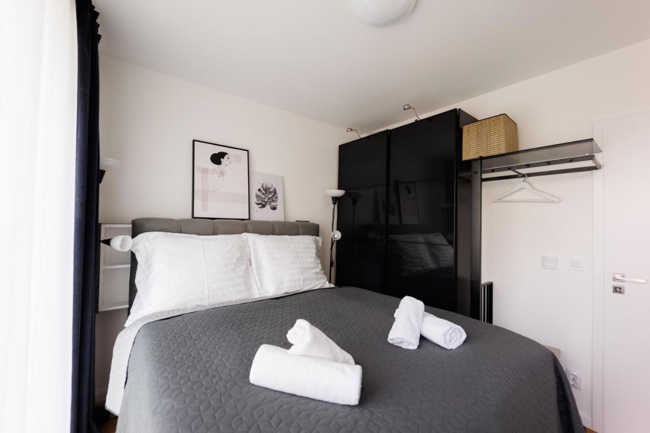 Villa Bauhaus Penthouse Wellness Apartman Siófok Eksteriør billede
